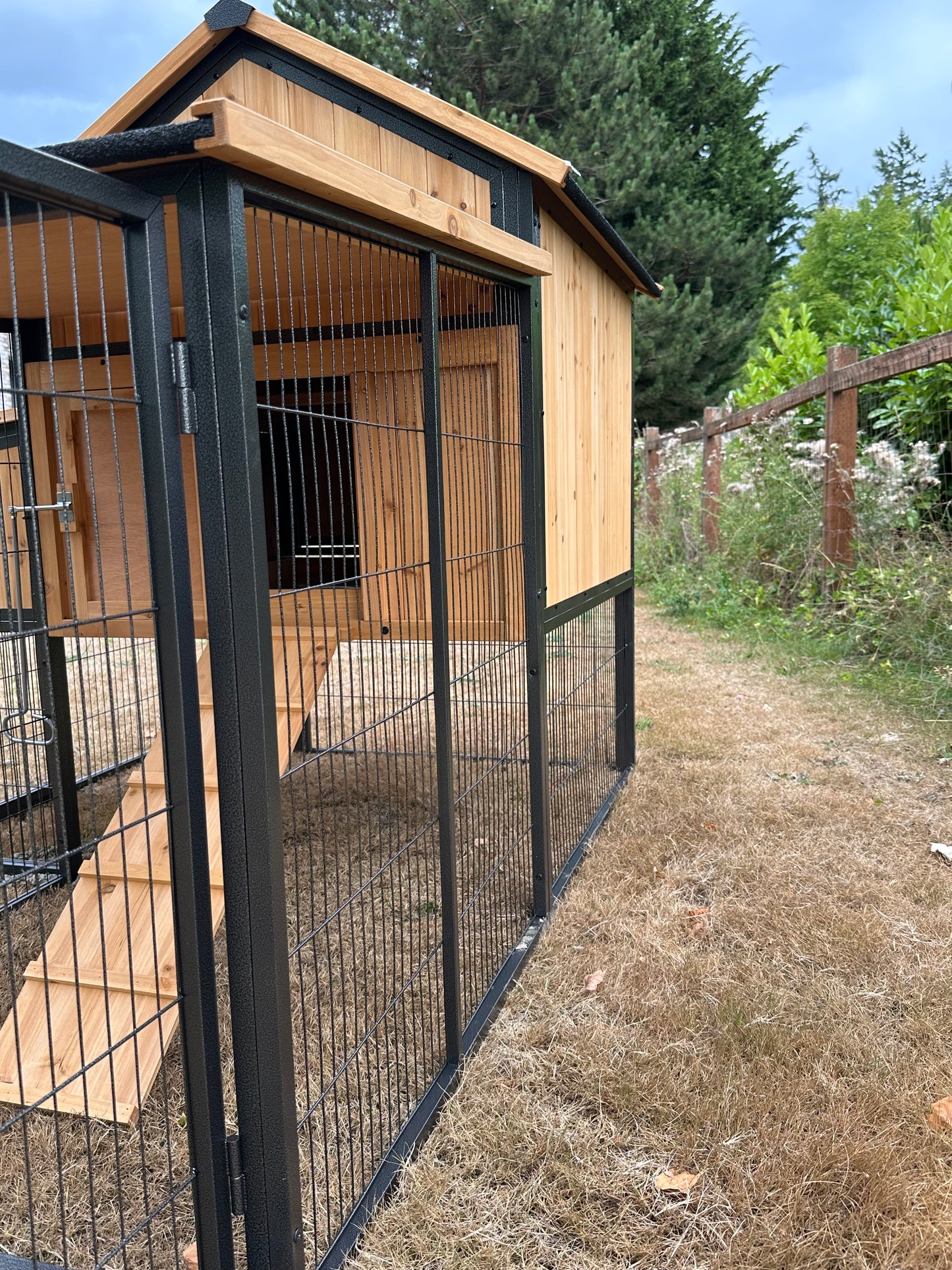 NEW-METAL Cottage Coop.  in-stock
