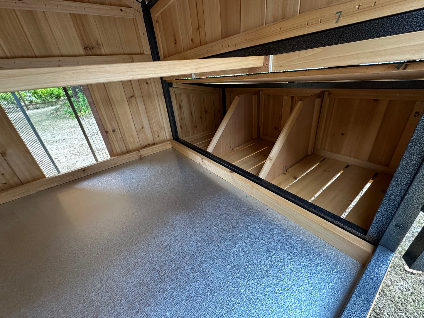 NEW-METAL Cottage Coop.  in-stock