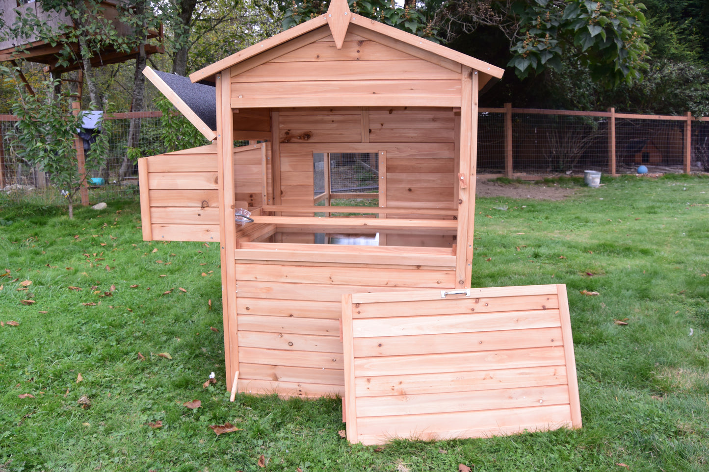 NEW FarmHouse Coop