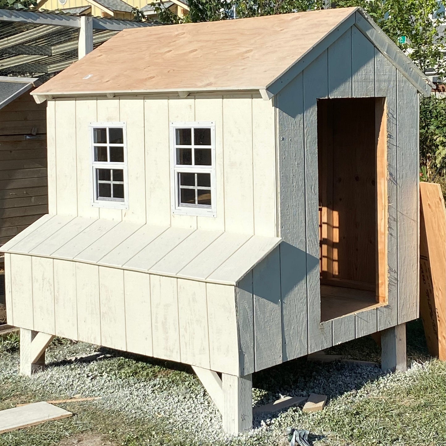 Large Chicken Coop Plans