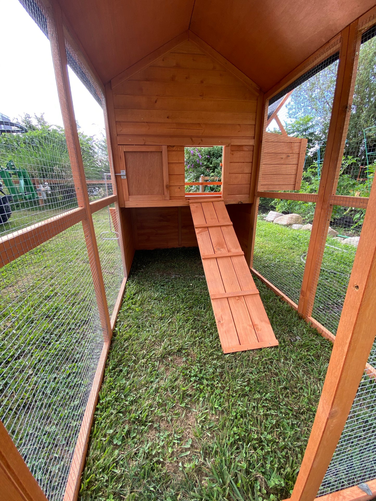 NEW FarmHouse Coop